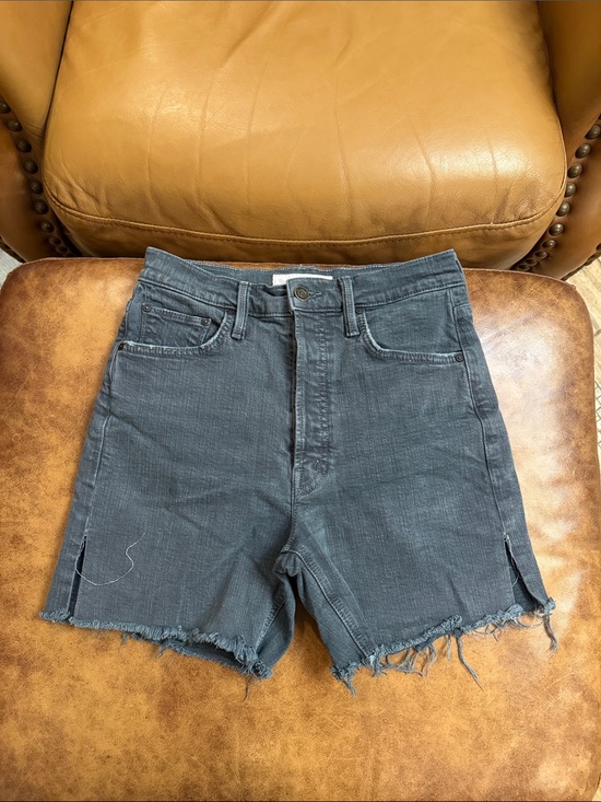 MOTHER Pants - MOTHER Denim The Tripper Cutoff Fray Shorts Sz 26 The Devil May Care Black Grey